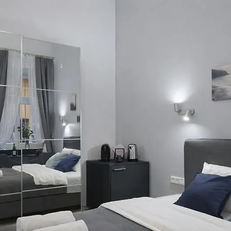 7 Heaven Elegant Rooms Krakow Old Town-3